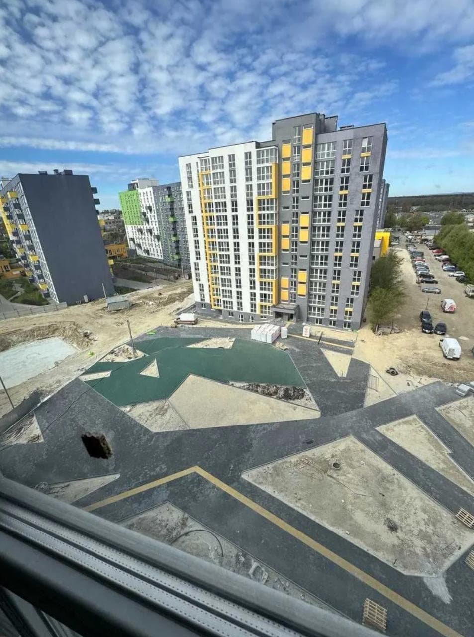Продаж квартири в ЖК Ріел СІТІ, 4-та черга,вулиця Рудненська.